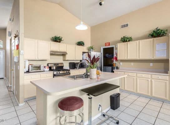 Klara'S Adult Care Home, Llc - Gallery Image 2