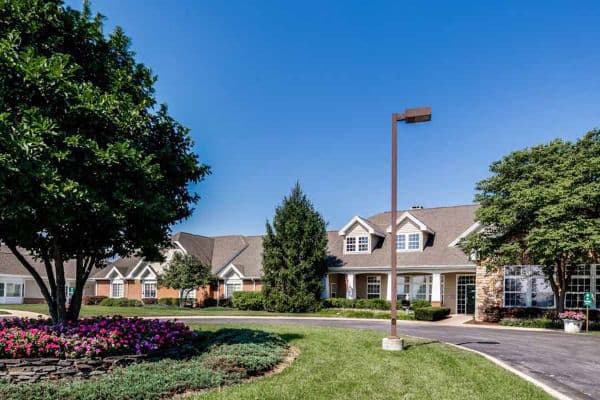 SOMERFORD HOUSE - HAGERSTOWN - Gallery Image 1