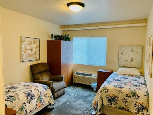 Fruitridge Villa - Gallery Image 5