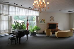 Springfield Rehabilitation And Healthcare  Center - Gallery Image 2